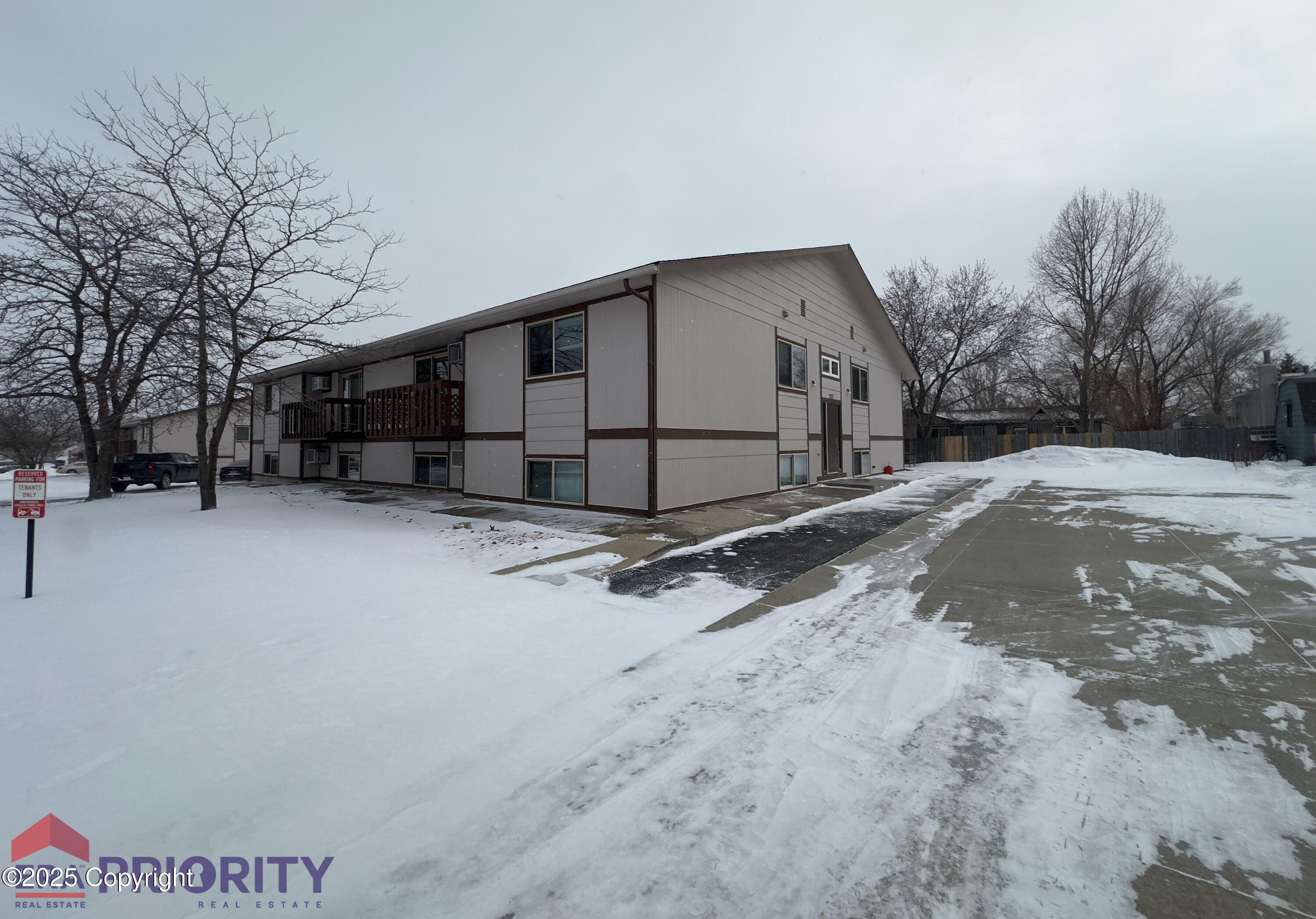 707 Vivian St  Gillette WY 82718 photo