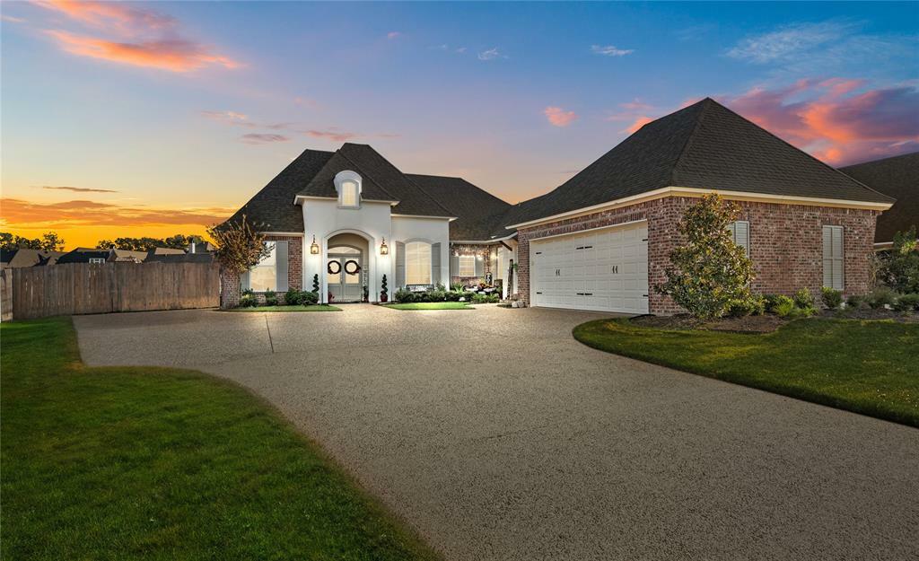 Property Photo: 630 Dumaine Drive LA 71111