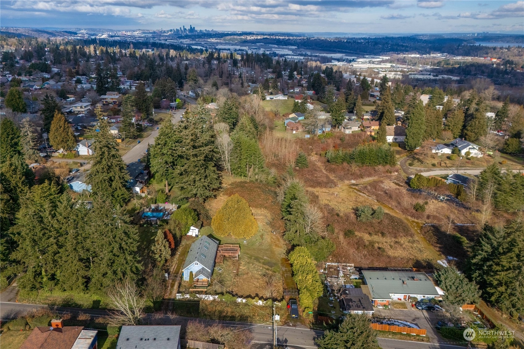 Property Photo:  2620 S 133rd Street  WA 98168 