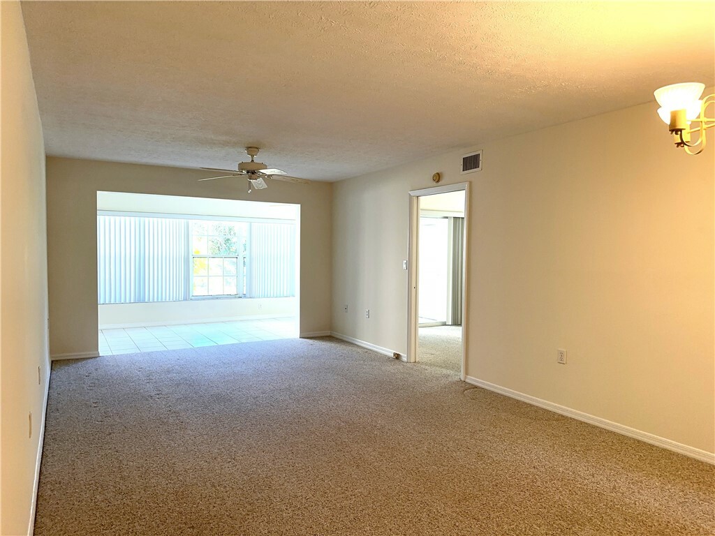 Property Photo:  720 Lake Orchid Circle 109  FL 32962 