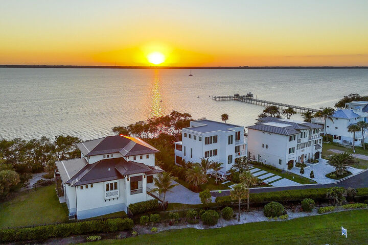 Property Photo: 7683 Pelican Pointe Drive FL 34957