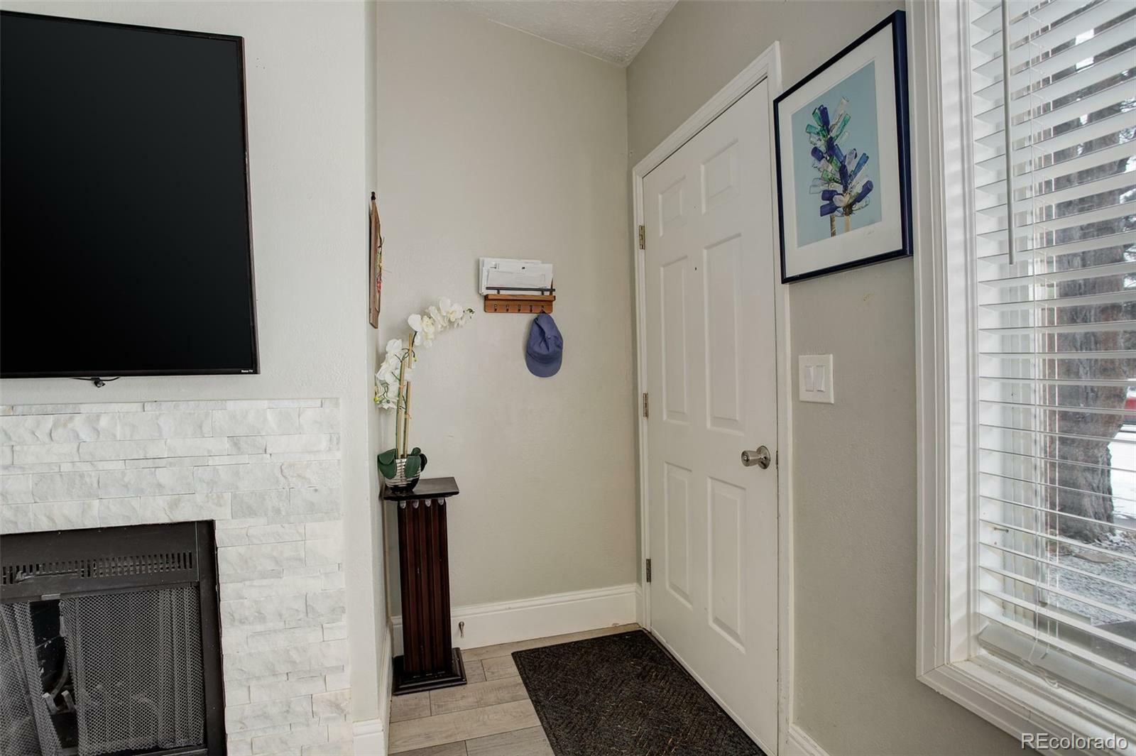 Property Photo:  841 Crisman Drive 9  CO 80501 