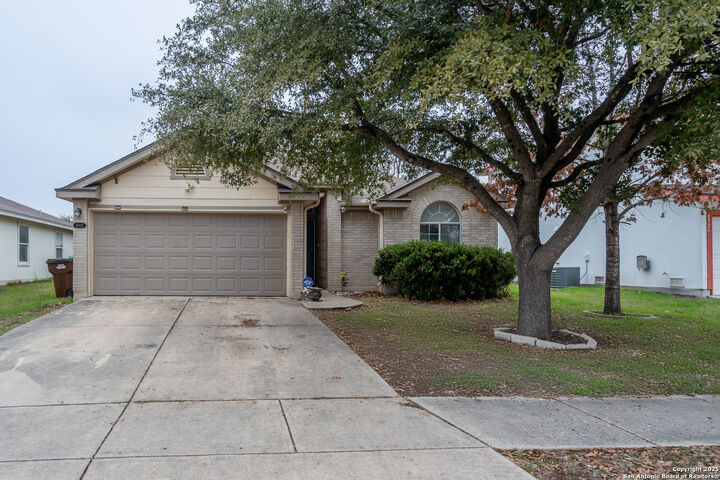 Property Photo: 9002 Trumpet Cir TX 78109