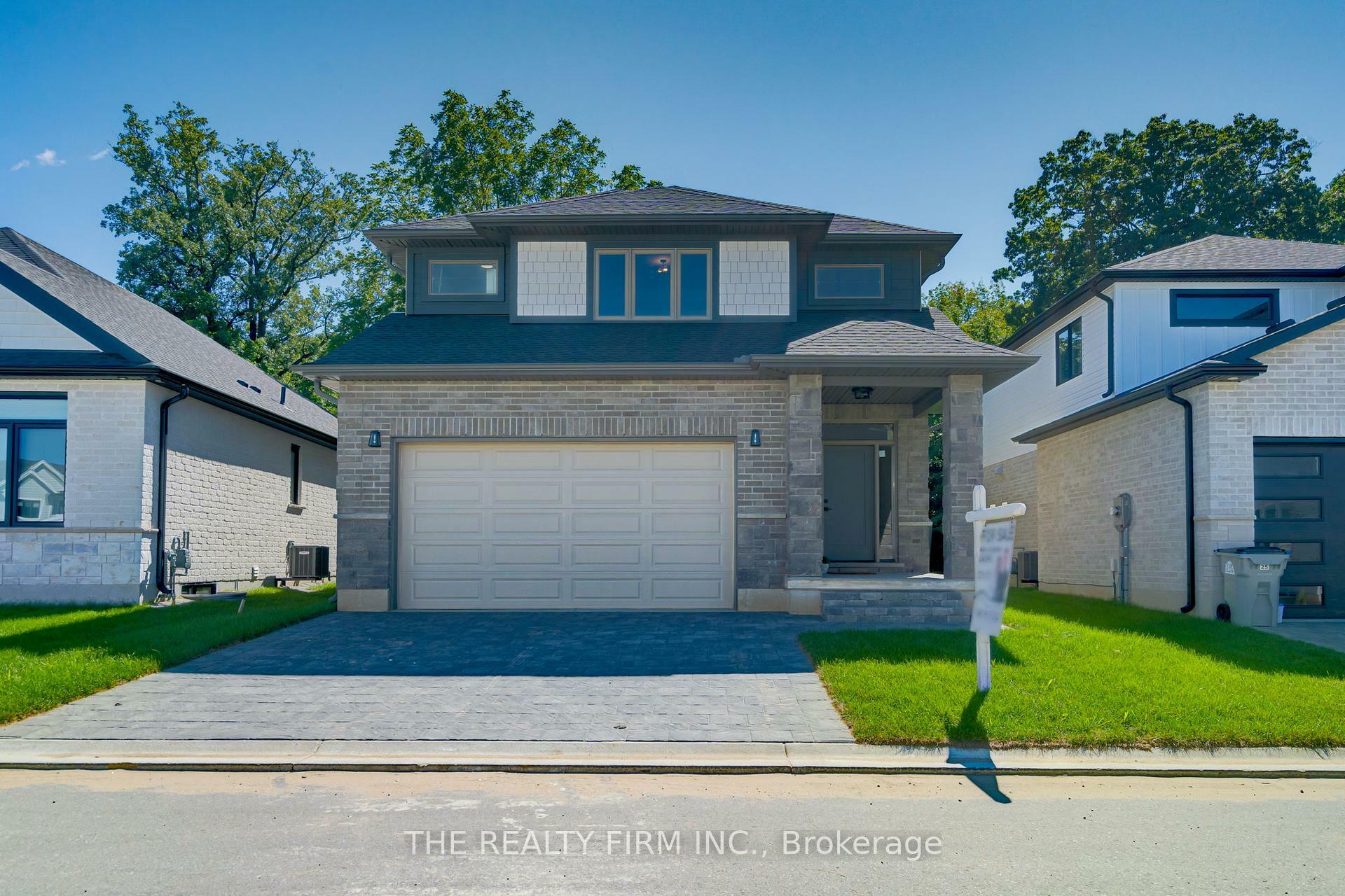 Property Photo: 22701 Adelaide Road 27 ON N0L 1W0