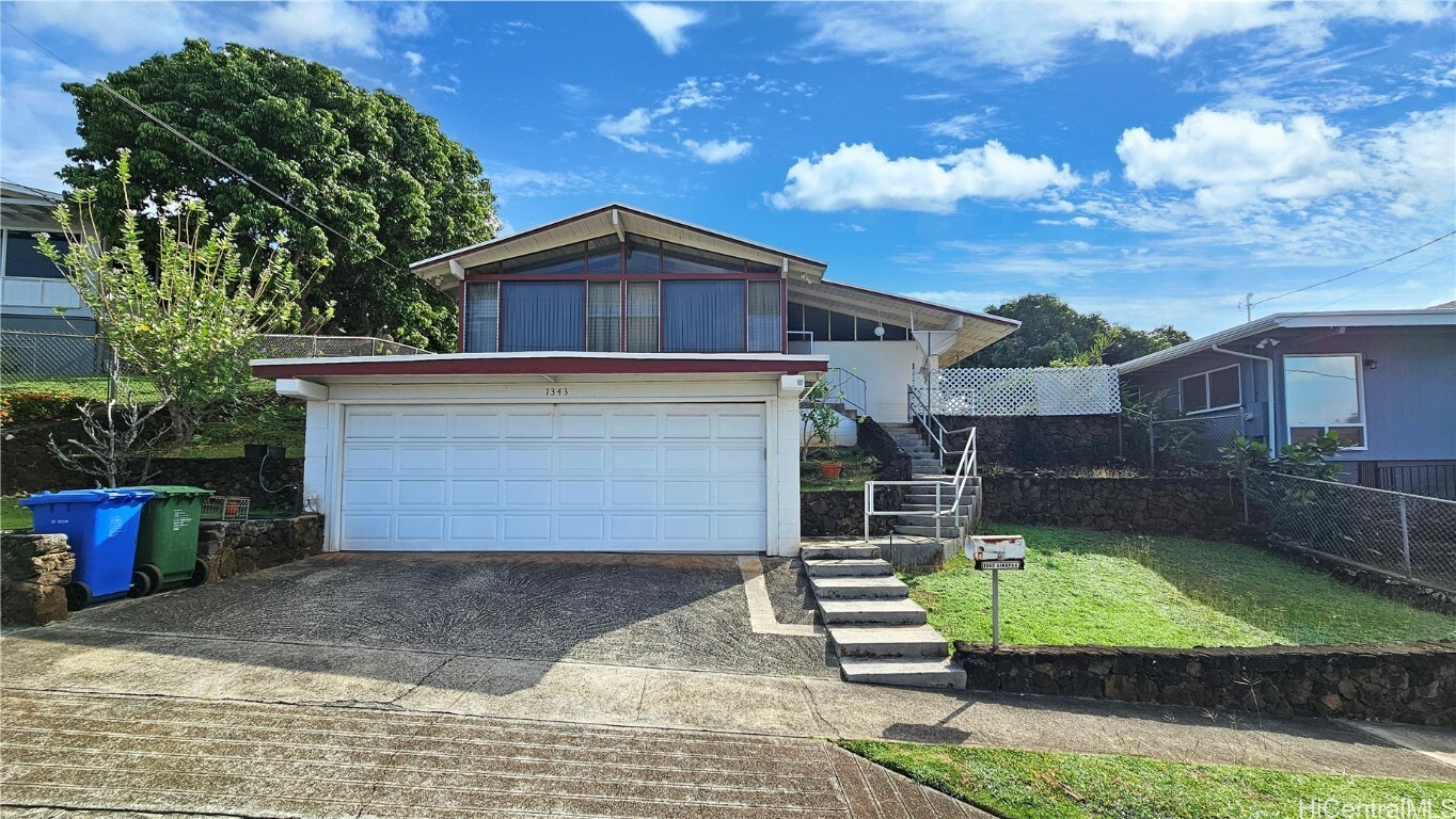 Property Photo: 1343 Ainapua Street HI 96819
