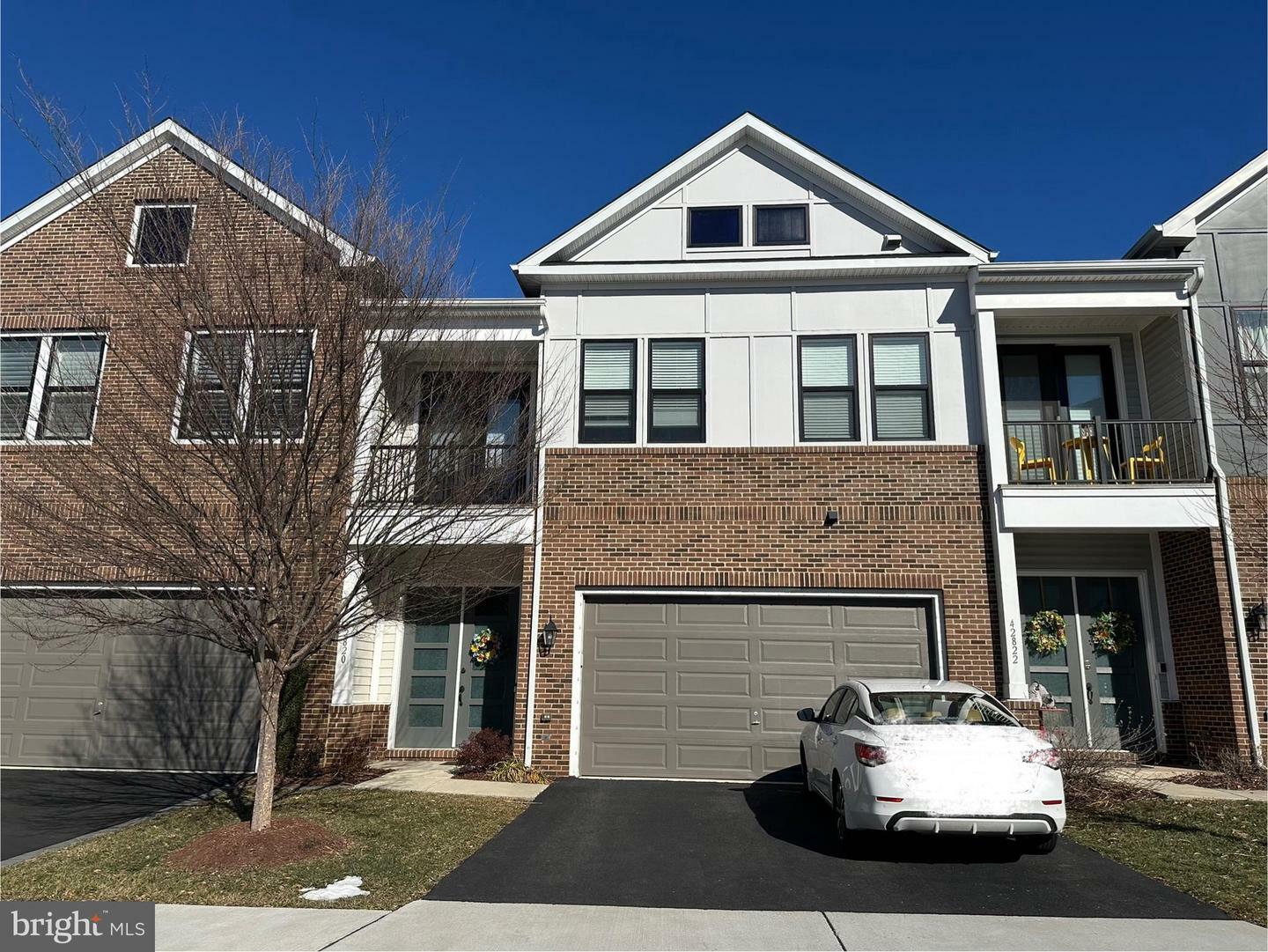 Property Photo:  42820 Morning Light Terrace  VA 20148 