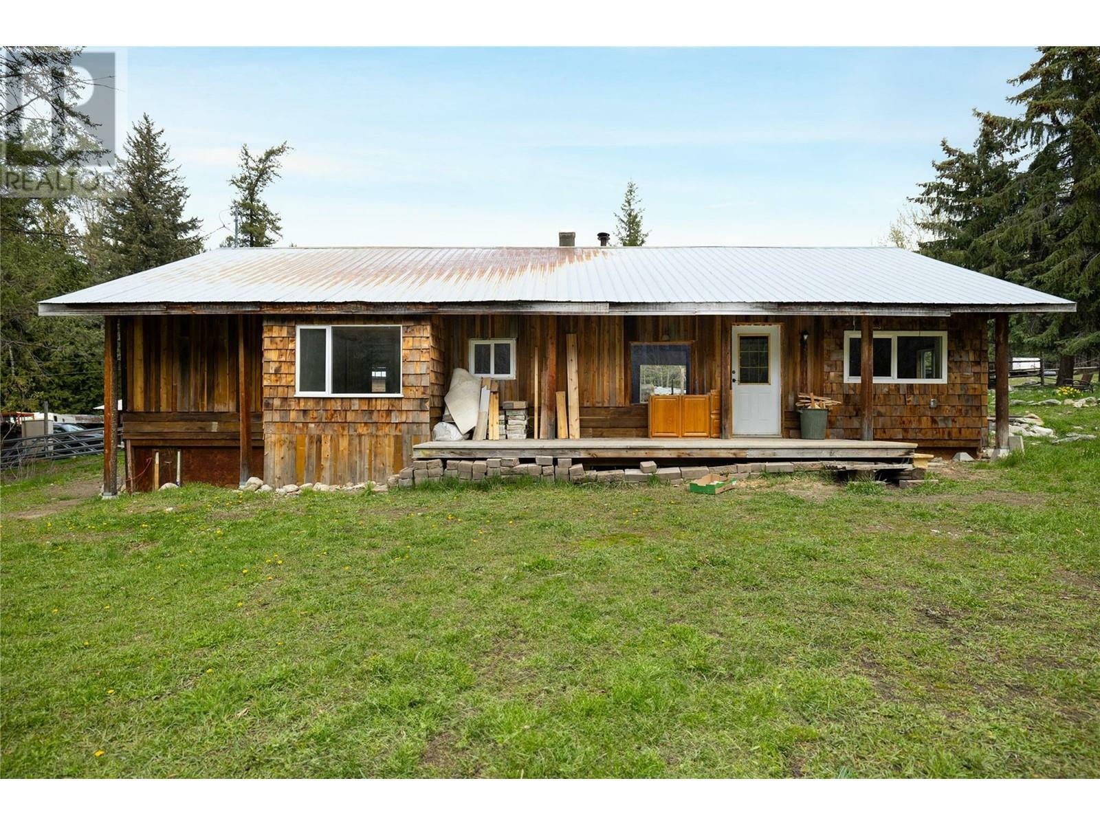 Property Photo: 1538 Creighton Valley Road BC V0E 2G1