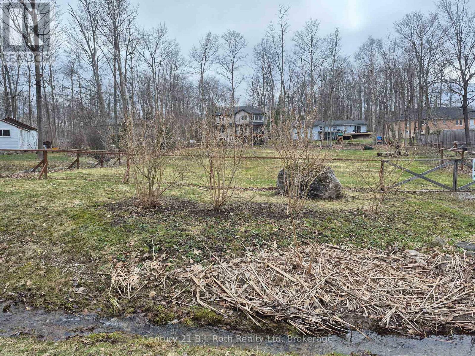 Photo de la propriété:  76 McArthur Drive  ON L9M 1W9 