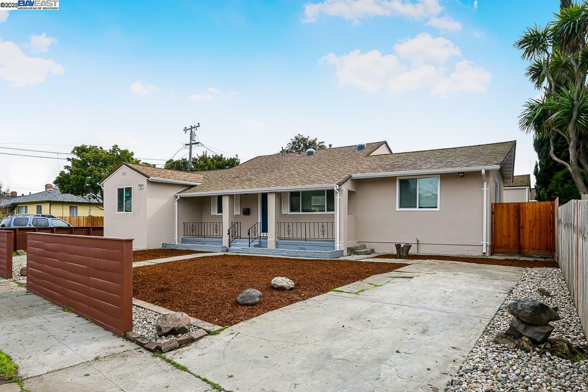 Property Photo:  1917 North Blvd  CA 94577 