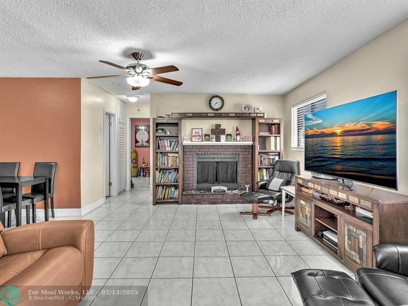 Property Photo:  5561 SW 6th Ct  FL 33068 