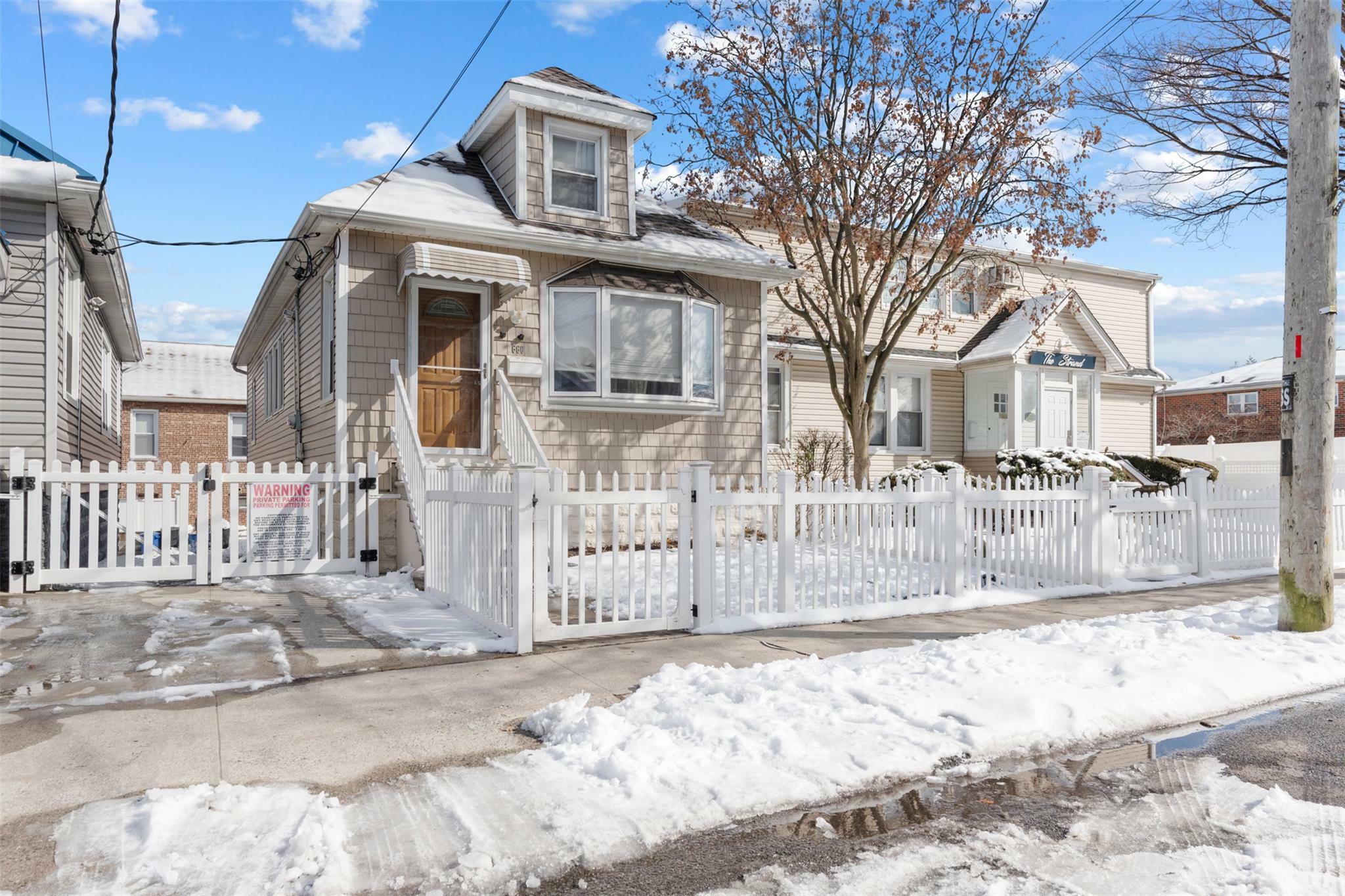 Property Photo: 660 Clarence Avenue NY 10465