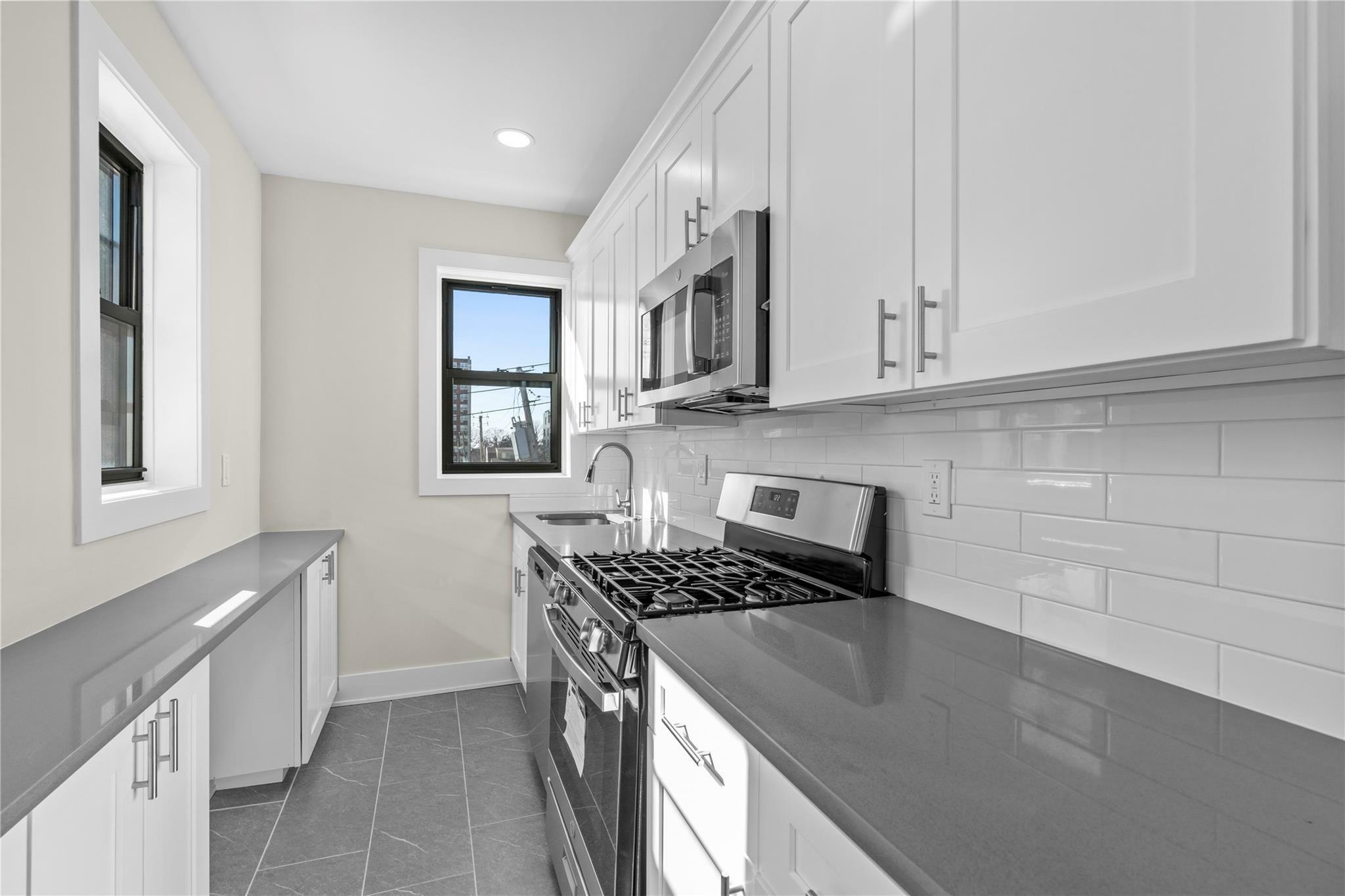 Property Photo:  130 Centre Avenue 1A  NY 10805 