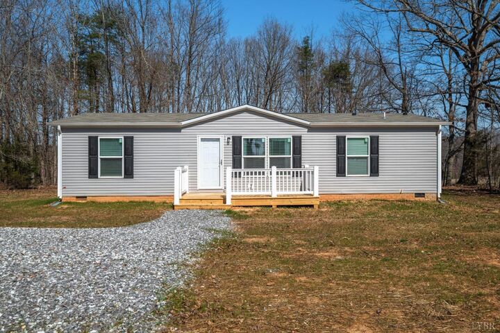 3472 Heights School Road  Pamplin VA 23958 photo