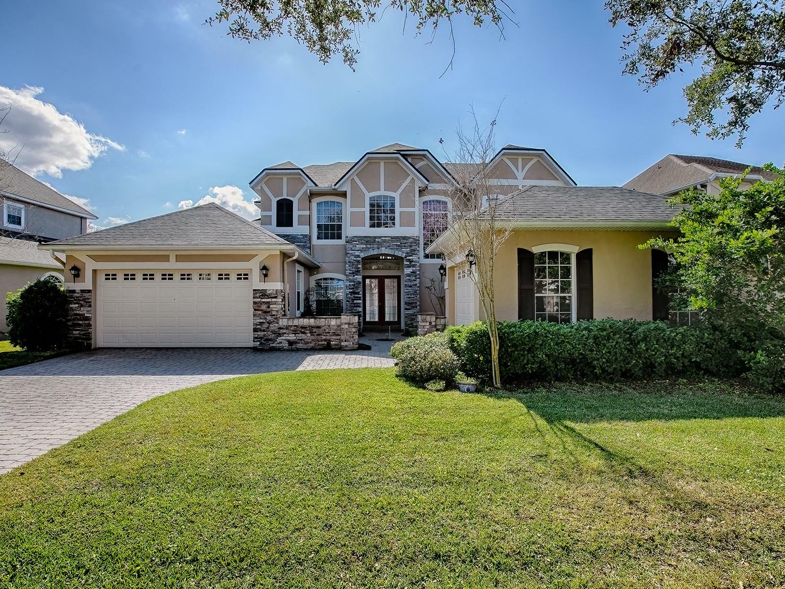 Property Photo: 16126 Bristol Lake Circle FL 32828