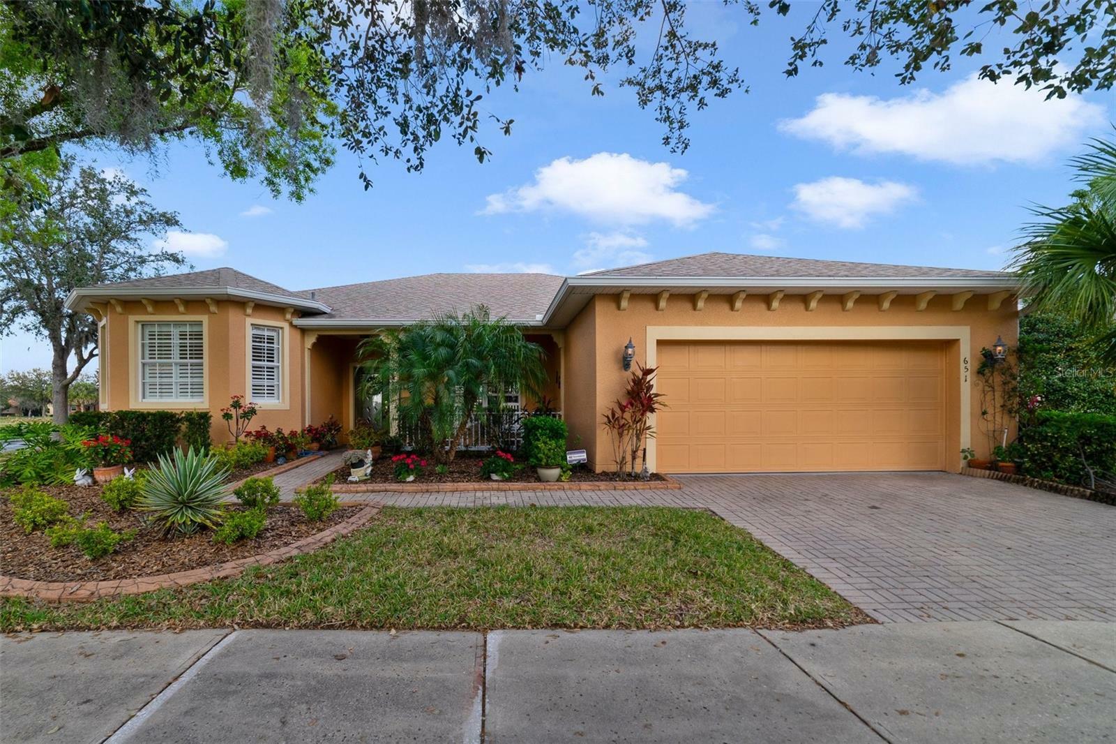 Property Photo:  651 Glendora Road  FL 34759 