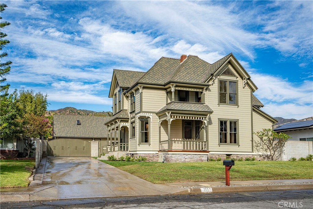 711 E Virginia Avenue  Glendora CA 91741 photo