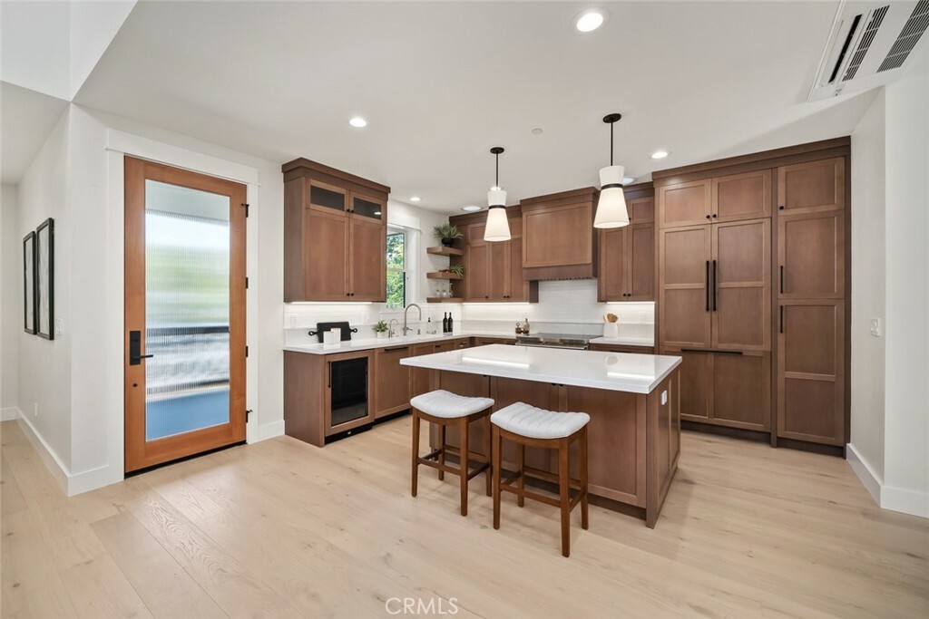 Property Photo: 1171 Peach Street CA 93401