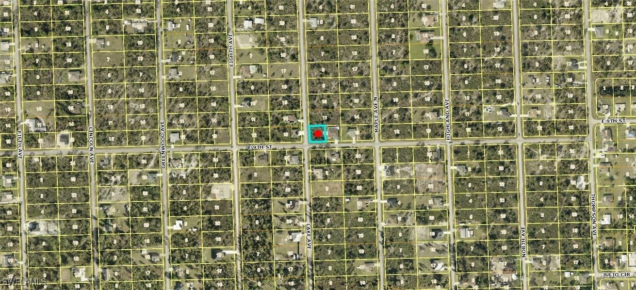 Property Photo: 901 E 9th Street FL 33972