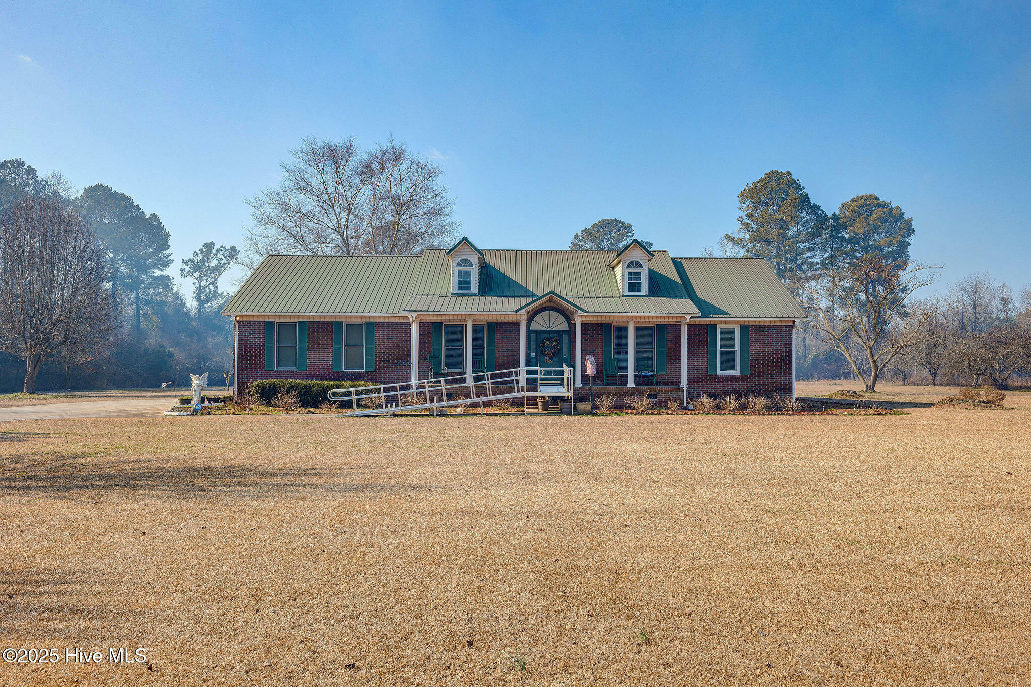 Property Photo: 2830 S US 117 Highway NC 28453