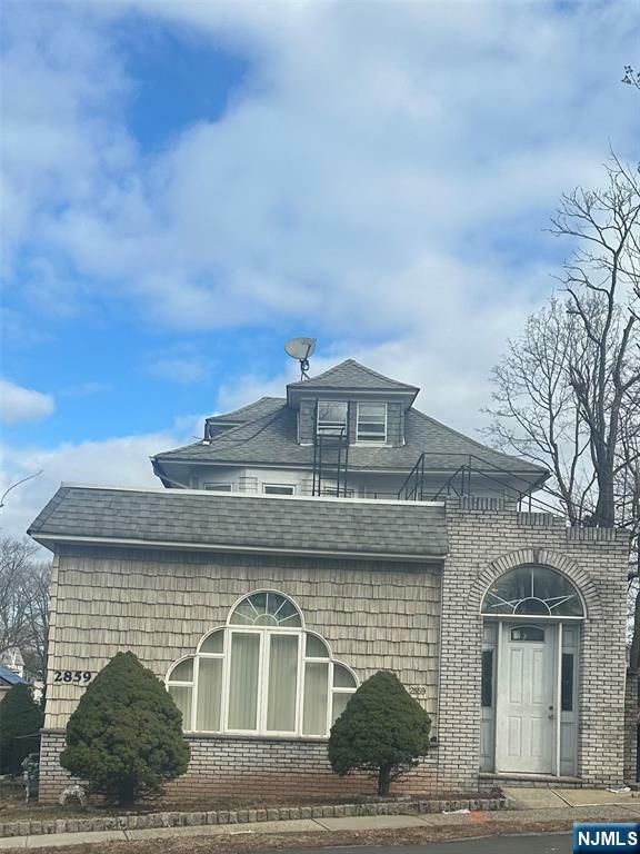 Property Photo:  2859 Vauxhall Road 1  NJ 07088 