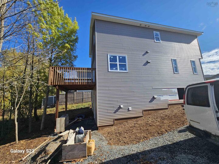 Property Photo: 208E Burgess Crescent NS B0N 2T0