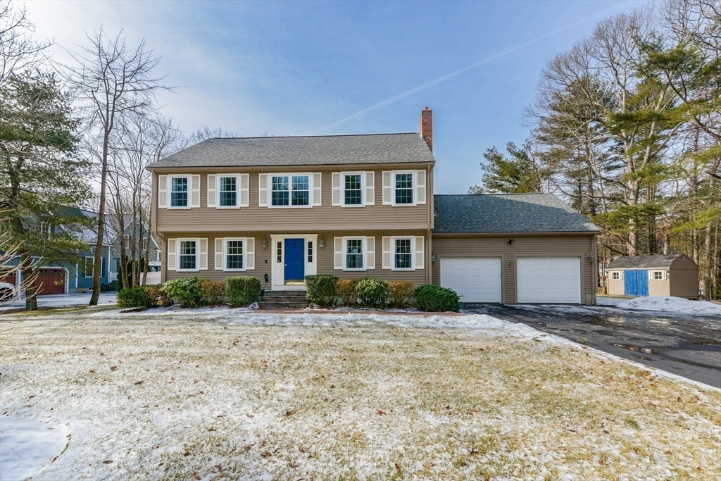 Property Photo:  19 N White Pine Ln  MA 02048 