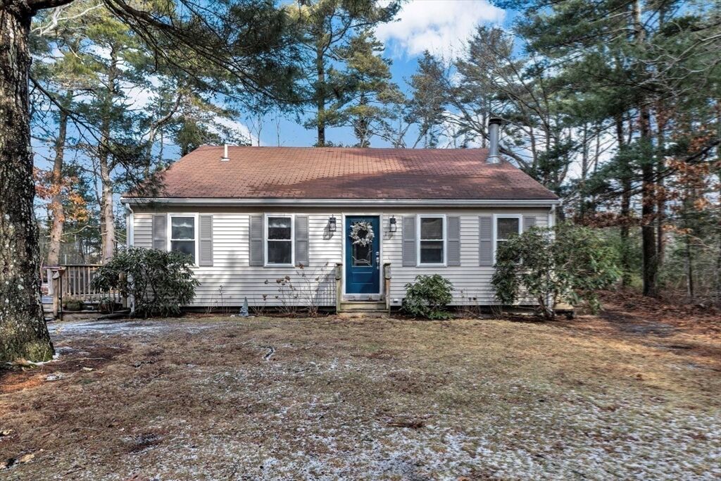 Property Photo:  7 Summer St  MA 02571 