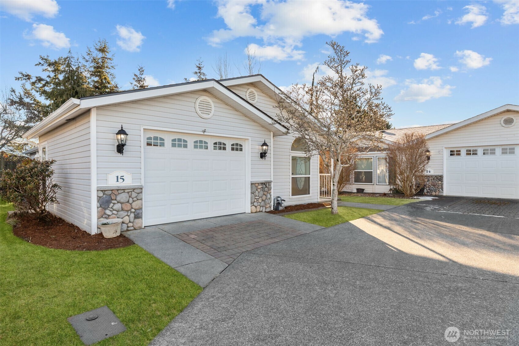 3993  Gentlebrook Lane 15  Bellingham WA 98226 photo