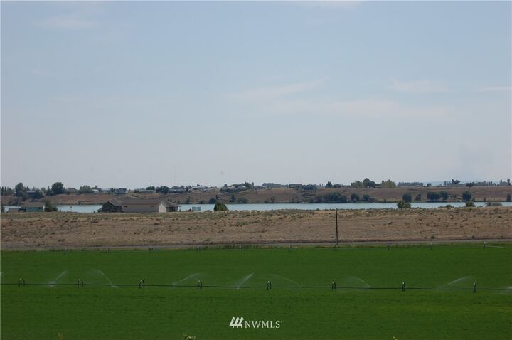 5093  Road 7.3  NE  Moses Lake WA 98837 photo