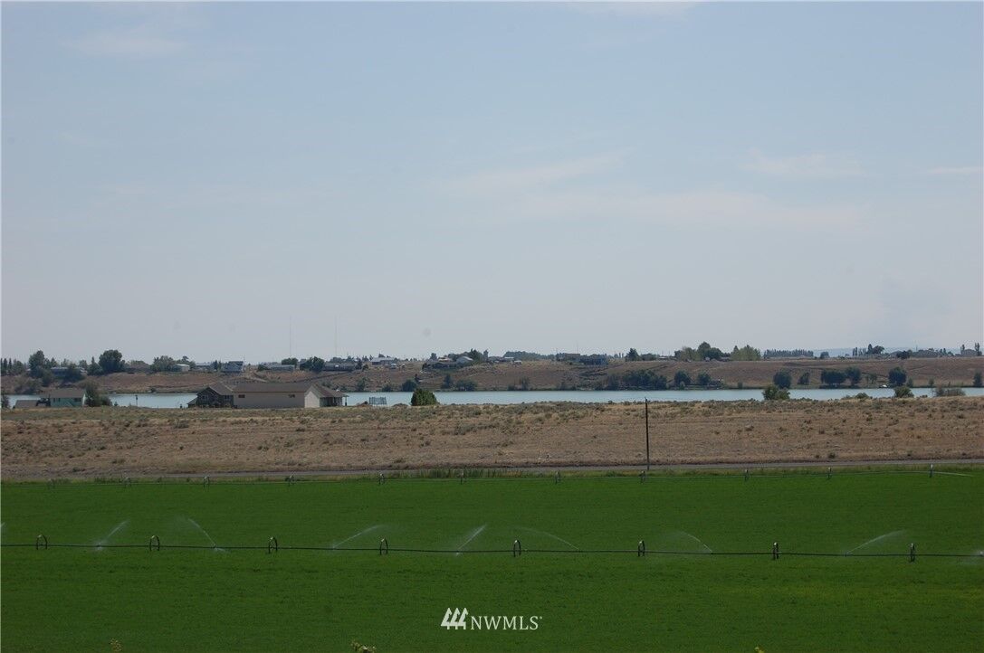 Property Photo:  5093  Road 7.3  NE  WA 98837 