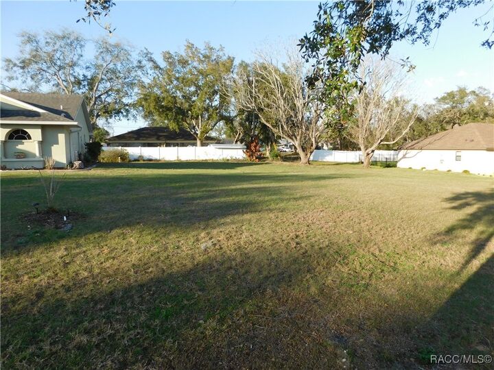 Property Photo:  2512 N Brentwood Circle  FL 34461 