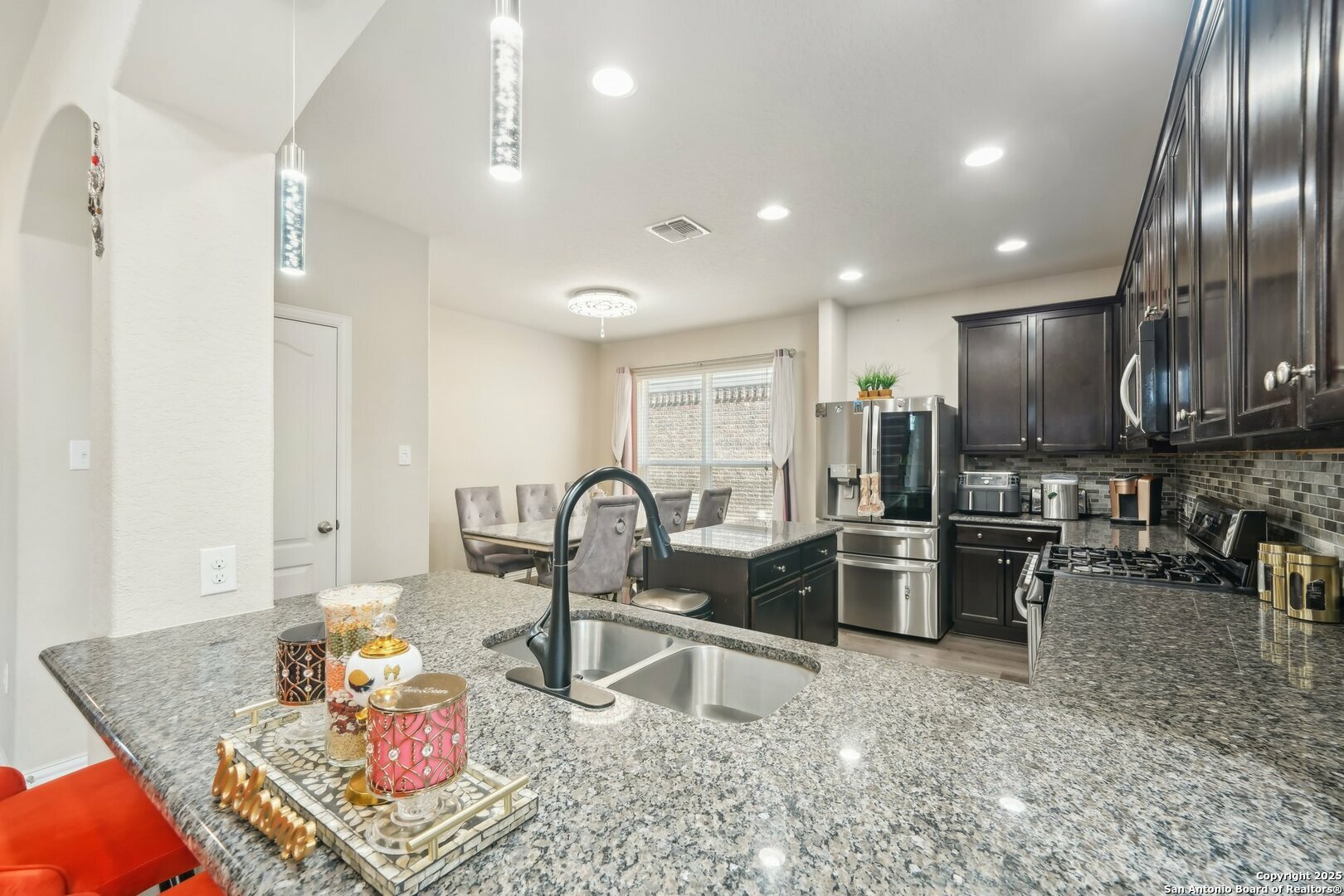 Property Photo:  12946 Cedarcreek Trl  TX 78254 