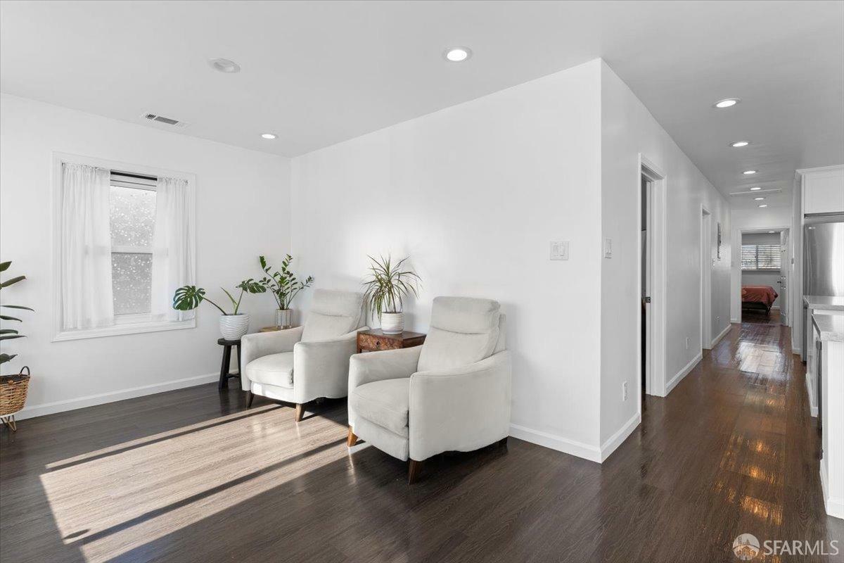 Property Photo:  406 Dolores Avenue  CA 94577 