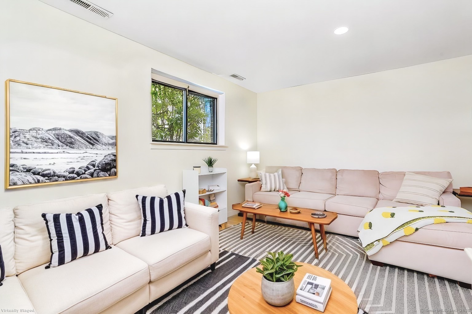 Property Photo:  71 Aiken Street Apt R5  CT 06851 