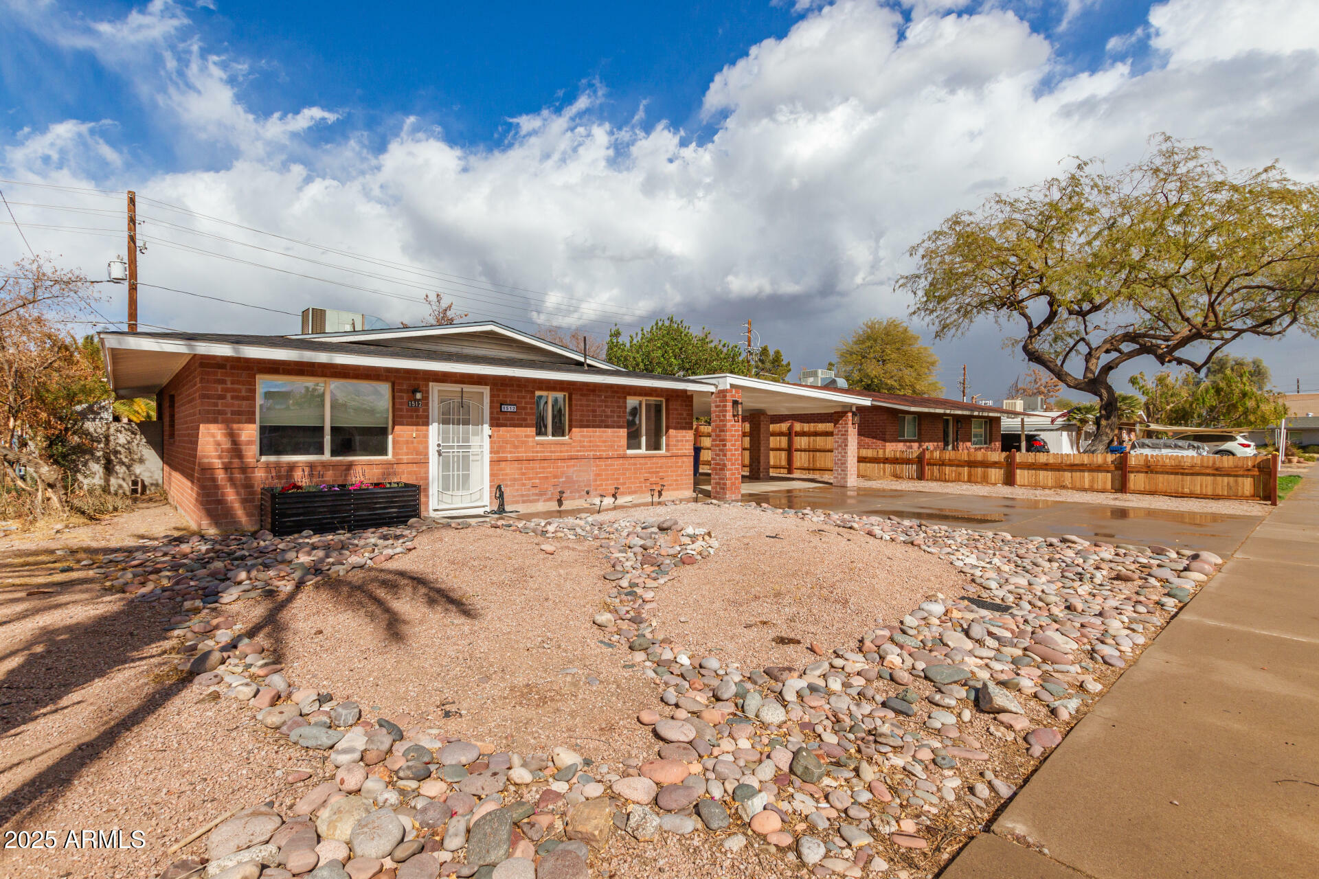 Property Photo:  1512 W Fairmont Drive  AZ 85282 