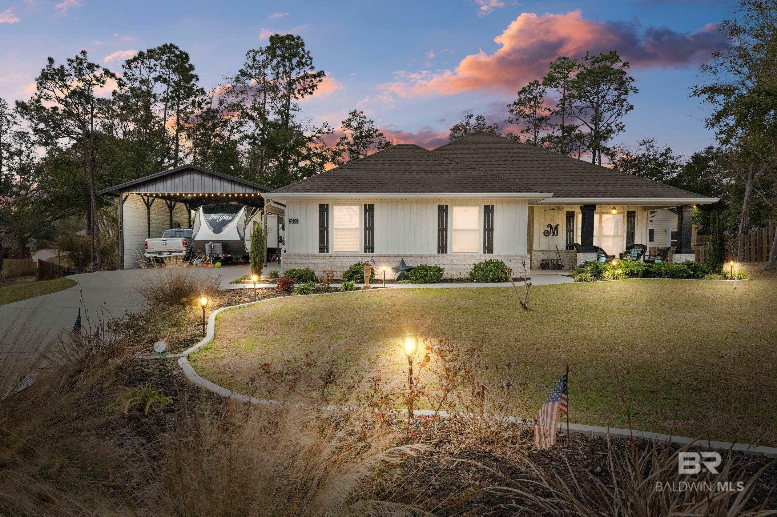 Property Photo:  2900 Panama Circle  AL 36549 