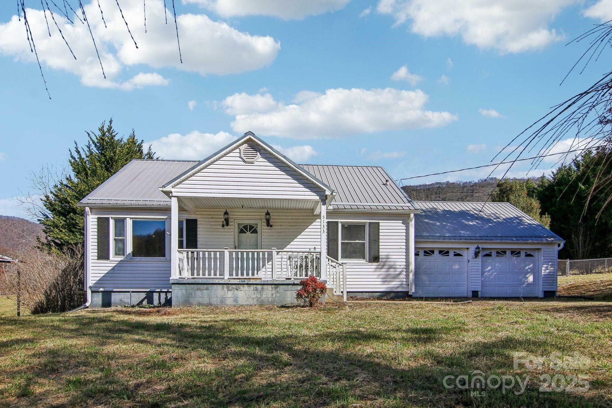 Property Photo:  5133 Dutch Cove Road  NC 28716 