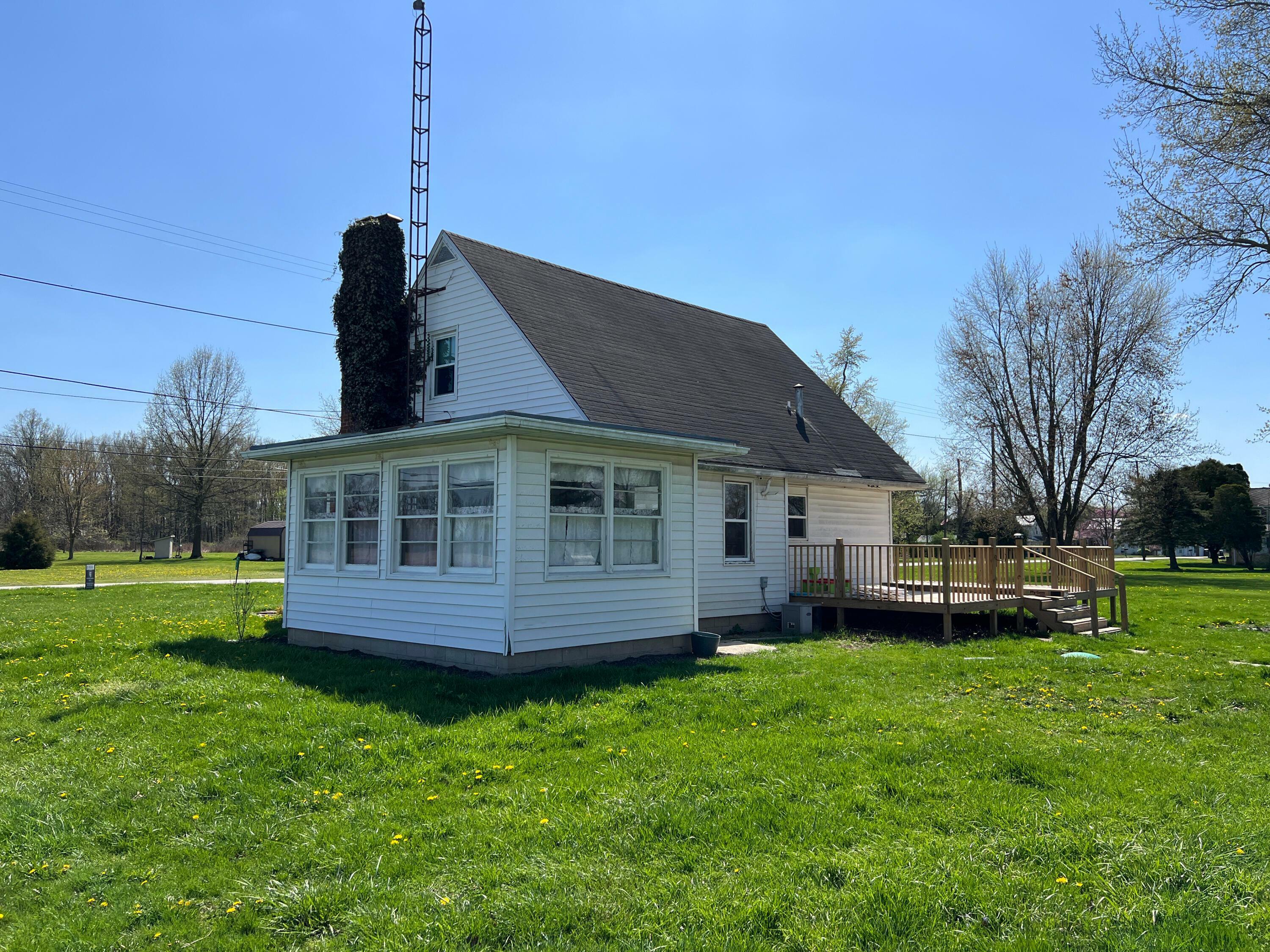 Property Photo: 6914 Wyandot Street OH 43323