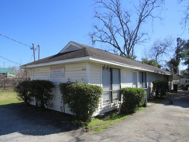 Property Photo:  1916 Battle Row  GA 30904 