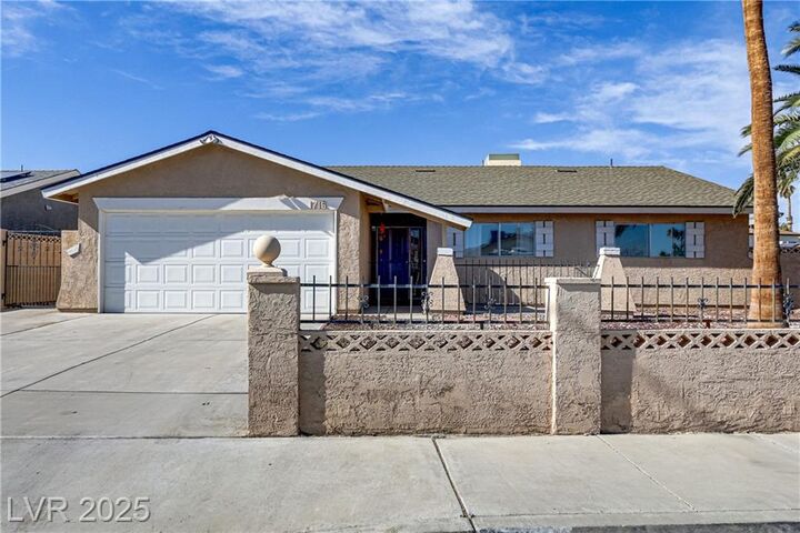 1716 Battle Creek Circle  Las Vegas NV 89108 photo