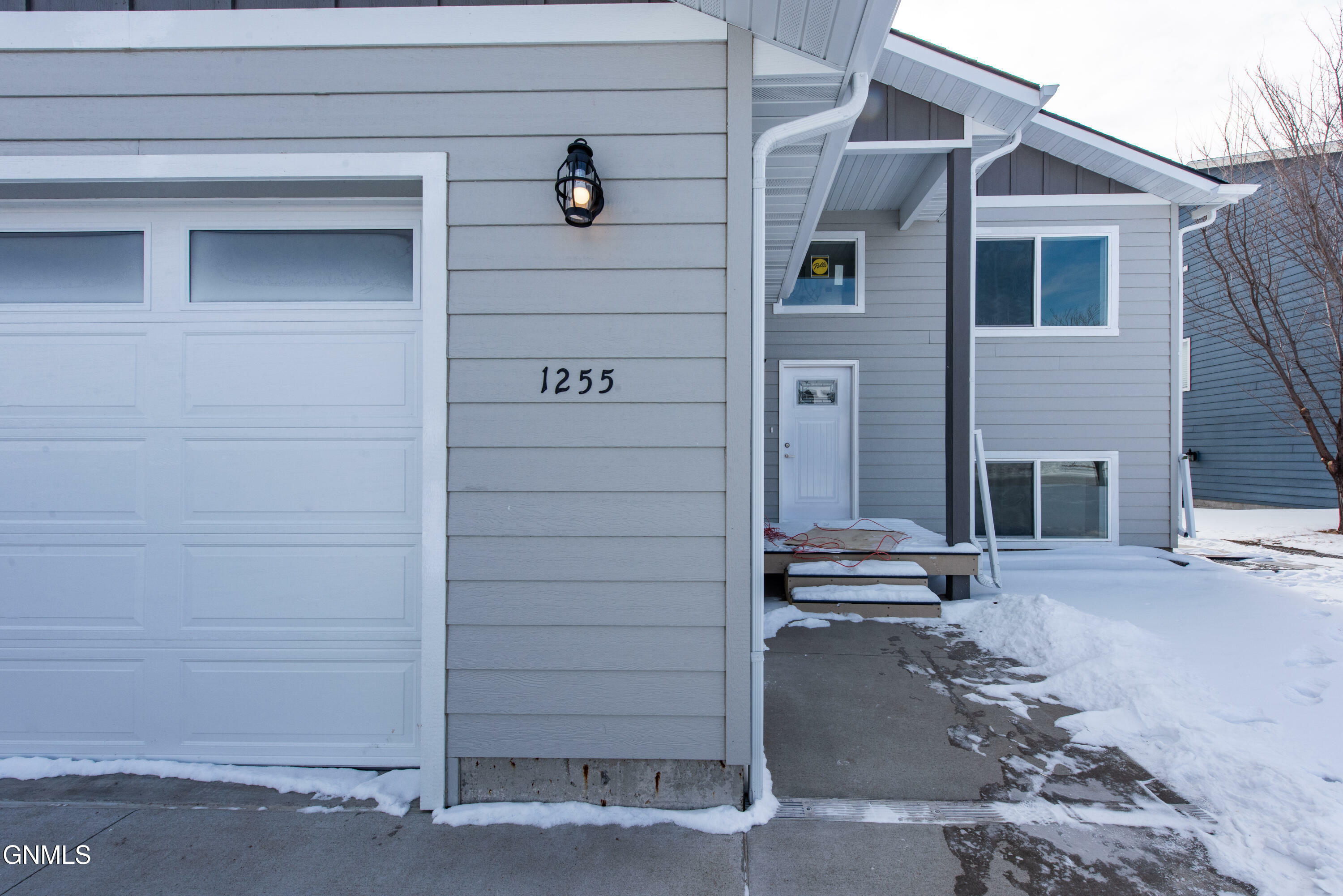 Property Photo:  1255 25th Street W  ND 58601 