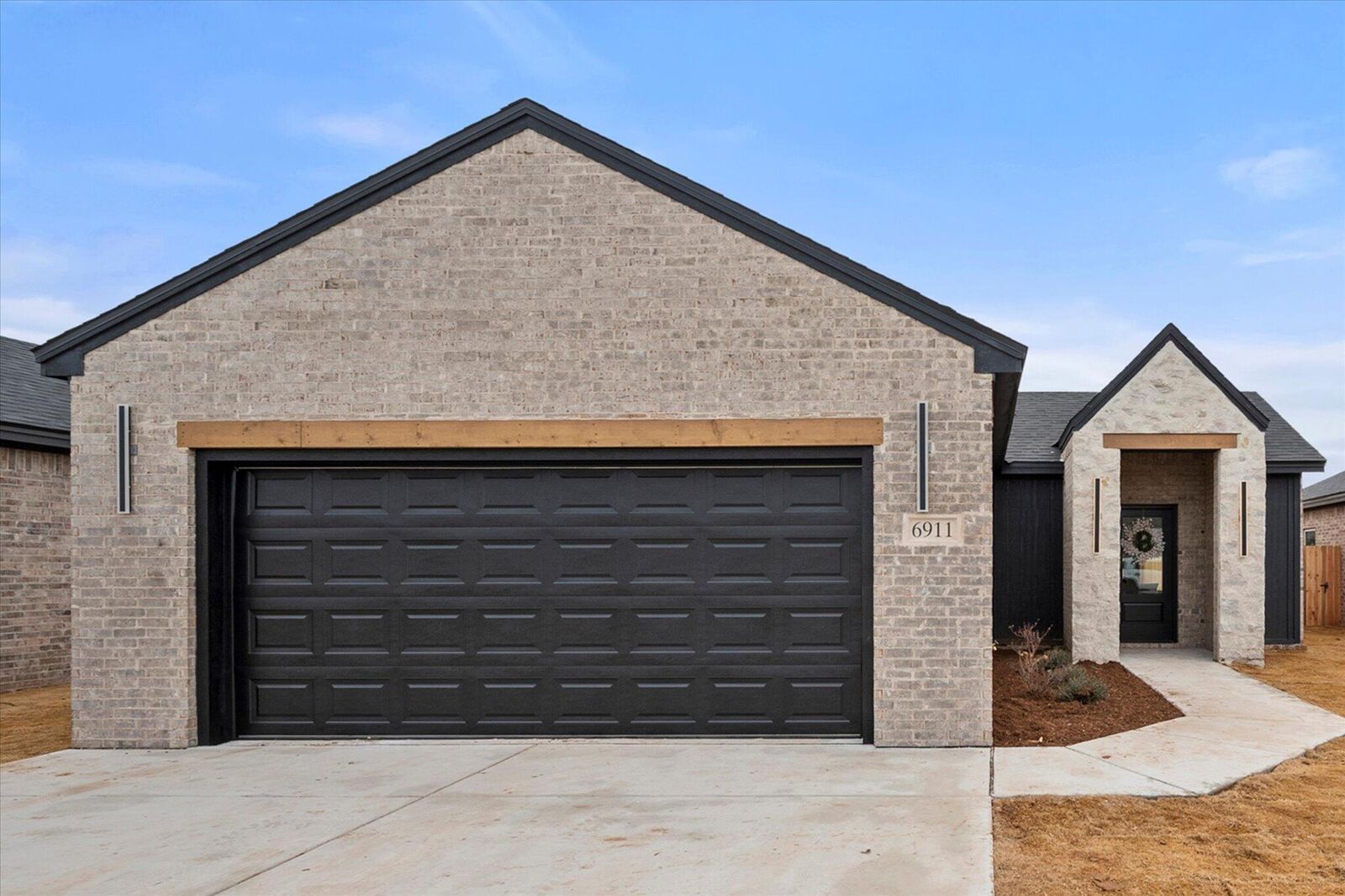 Property Photo: 6911 16th Street TX 79416