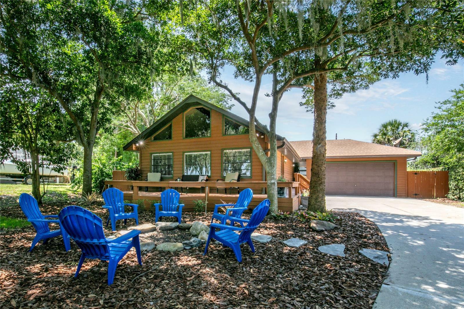 2929 Lakeshore Drive  Mount Dora FL 32757 photo