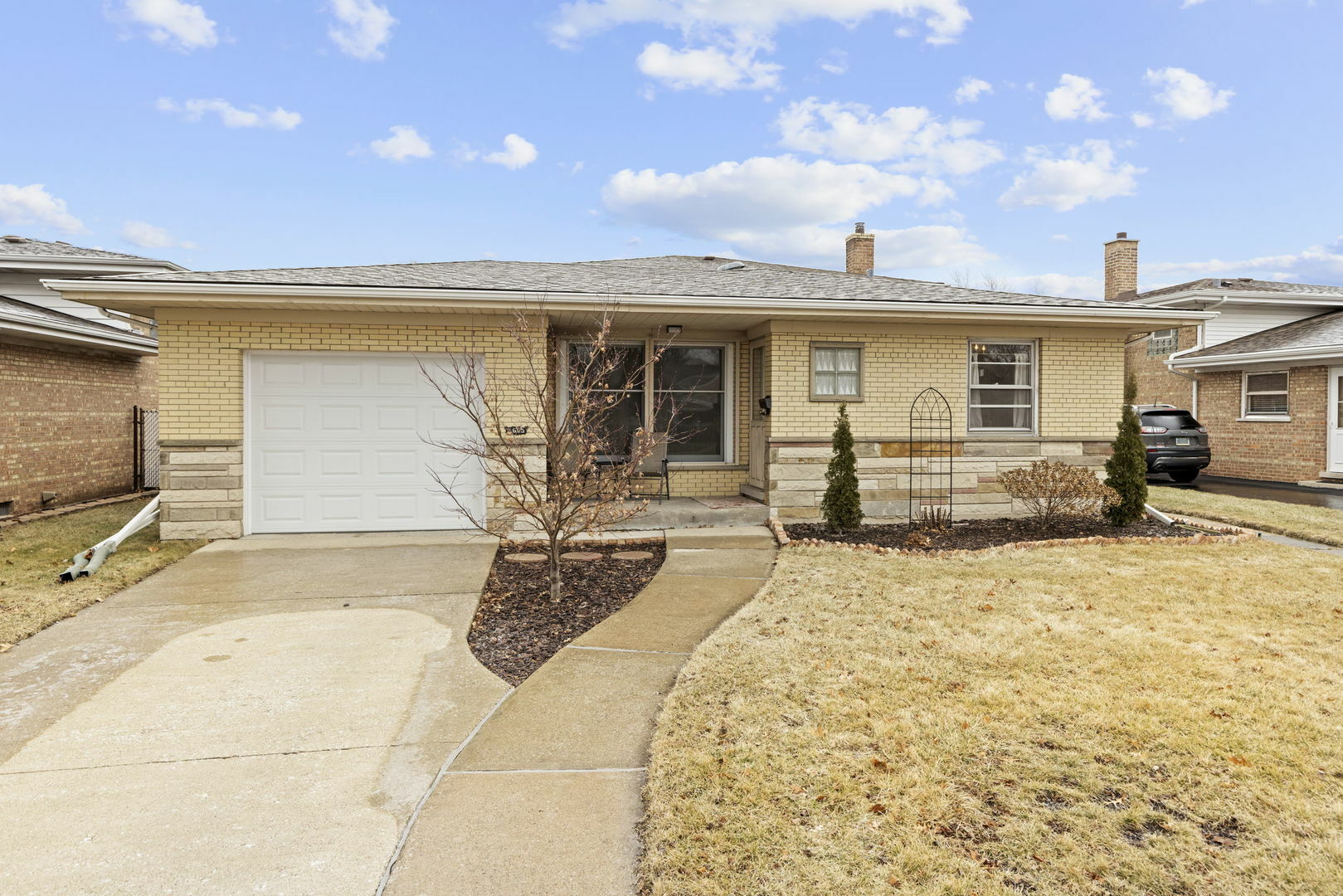 Property Photo:  9605 S Knox Avenue  IL 60453 