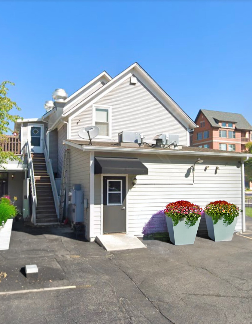 Property Photo: 1001 Curtiss Street IL 60515