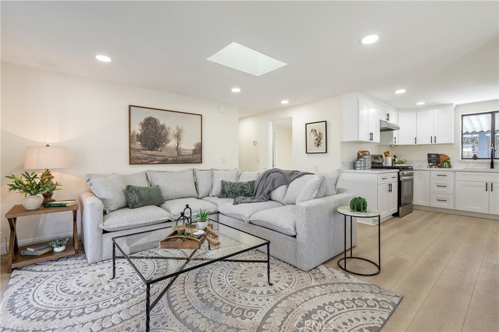 Property Photo:  211 Lark Drive  CA 93446 