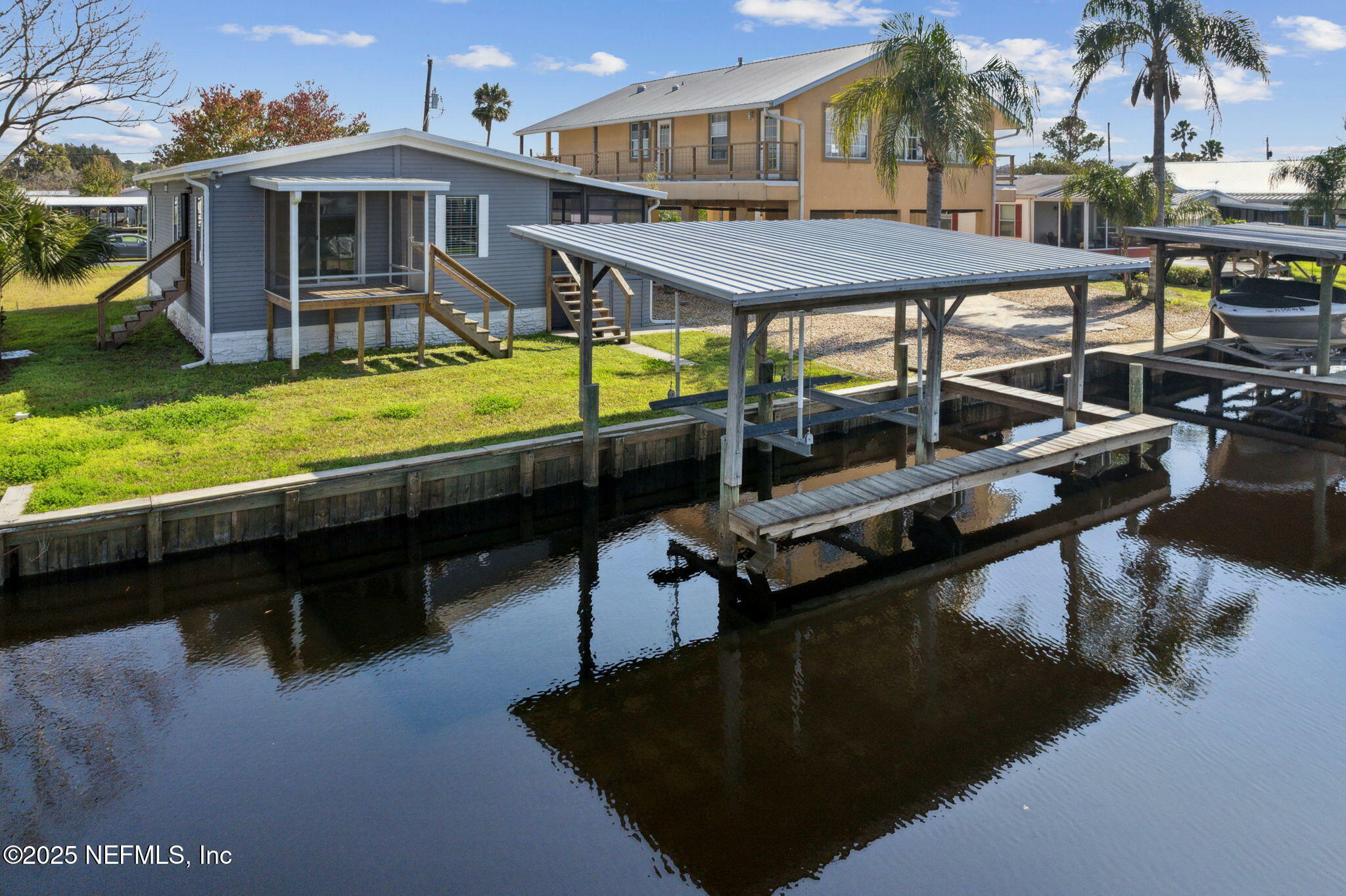 Property Photo: 170 Moonlite Drive FL 32193