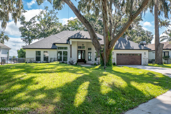 Property Photo: 149 Riverwood Drive FL 32003