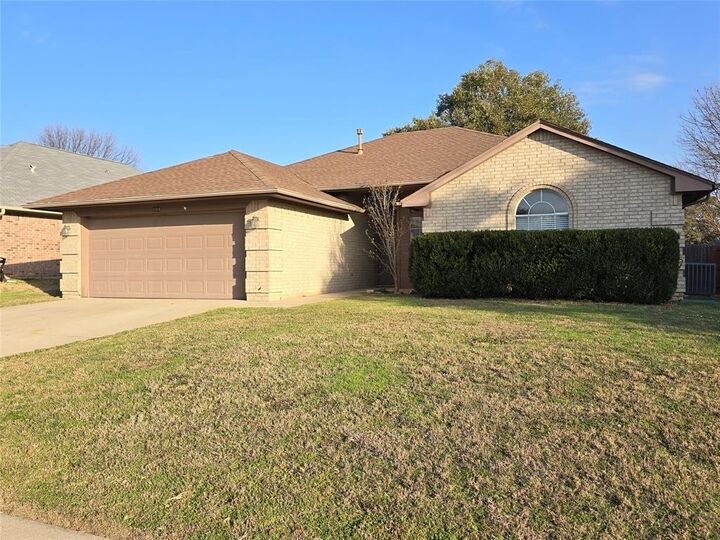 1018 Springwood Drive  Saginaw TX 76179 photo