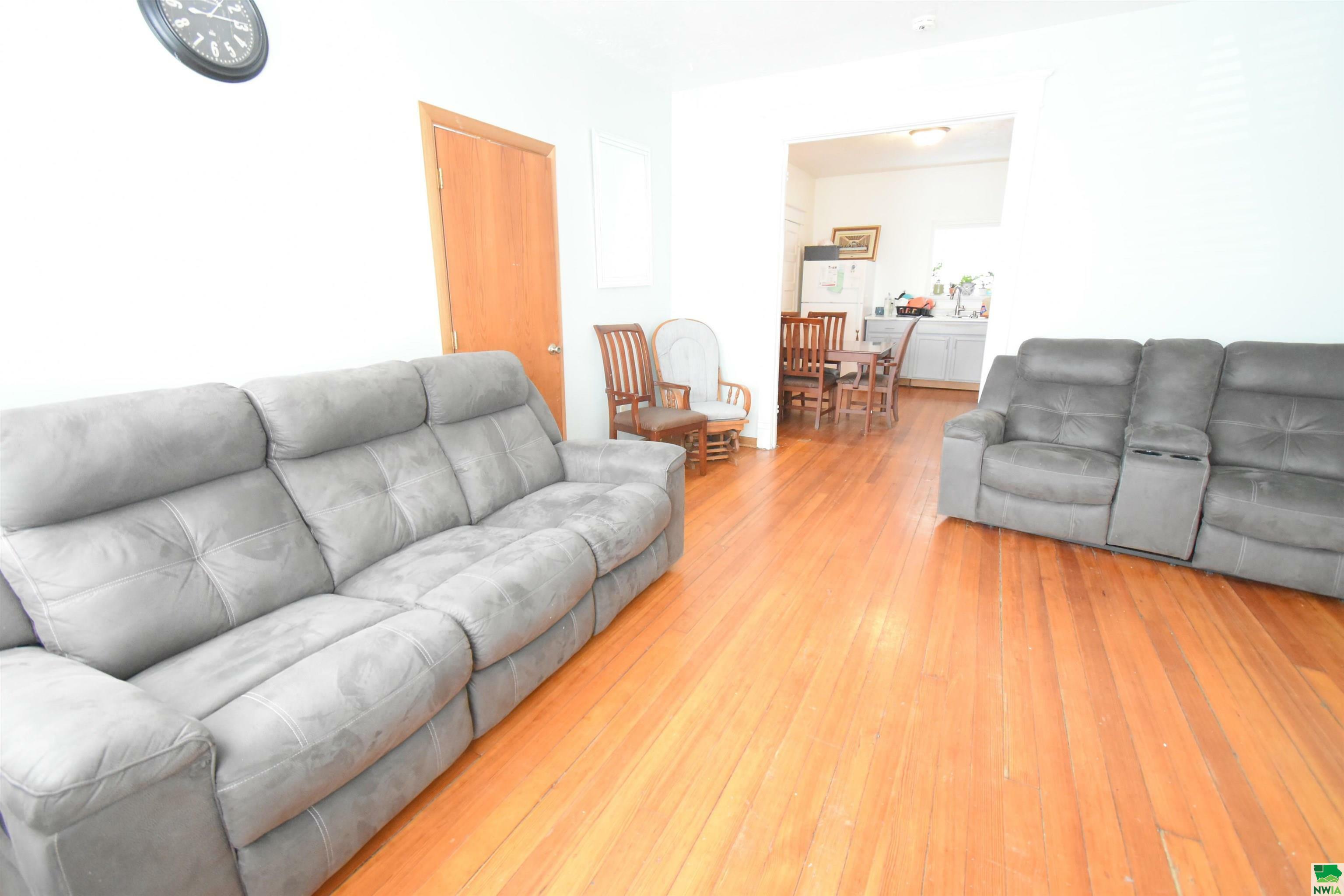 Property Photo:  1800-02 Court  IA 51105 